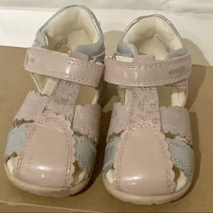 Geox Toddler summer sandals- perfect for new walkers- barely worn